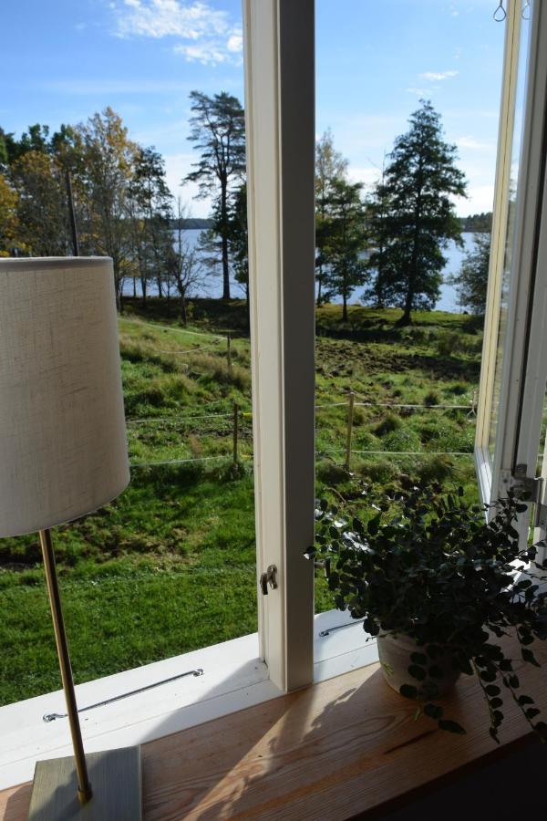 Backa Loge - semesterparadiset sjön Fegen Hotel Svanabo Buitenkant foto